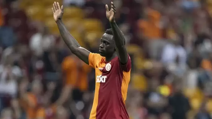 Galatasaray’da Davinson Sanchez ülkesine gitti!