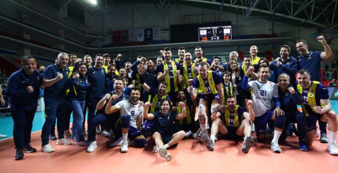 Fenerbahçe Parolapara, CEV Cup’ta Yarı Finale Yükseldi!