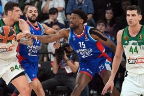 anadolu-efes-evinde-istedigini-bulamadi-anadolu-efes-panathinaikos-mac-sonucu-77-81-yLZ7GltK.jpg