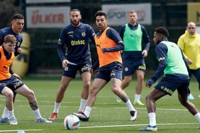 fenerbahce-besiktas-derbisinin-hazirliklarina-basladi-EUindW7j.jpg