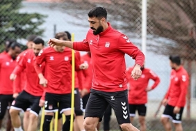 sivasspor-galatasaray-maci-hazirliklarina-devam-etti-cBecEEaI.jpg