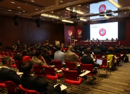 uefa-uyumundaki-eu-social-dialogue-toplantisi-rivada-duzenlendi-Jfc1gPdG.jpg