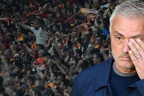 acimasizca-trollendi-ingilizlerin-rams-park-saskinligi-jose-mourinho-icin-acilan-pankart-avrupada-olay-oldu-NesLzQ2z.jpg