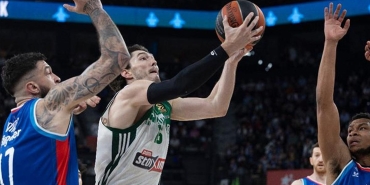 anadolu-efes-esitlik-icin-sahada-ku6KvlO3.jpg