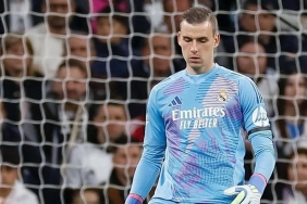 andriy-lunin-real-madridden-ayrilmayi-dusunuyor-q3MsgeGY.jpg