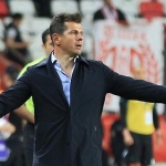 antalyaspor-teknik-direktoru-emre-belozoglu-en-az-13-milyon-euro-gerek-9zE38kft.jpg