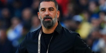 arda-turandan-veda-gibi-aciklama-muhtesem-gunlerdi-zdImDFh5.jpg