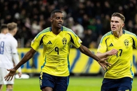 arsenal-yeni-forvetini-buldu-isak-mi-gyokeres-mi-v1ne5JUn.jpg