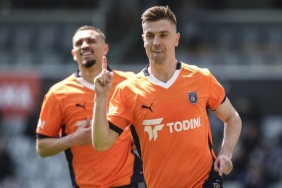 basaksehir-piatekden-yoksun-hatayspor-deplasmaninda-NiqjCGtD.jpg