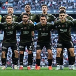 besiktas-adana-demirspor-karsisinda-revire-dondu-2-sakatlik-birden-8fCMhGWF.jpg
