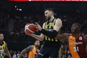 canli-fenerbahce-beko-galatasaray-basketbolda-dev-derbi-X4iRU9GG.jpg