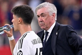 carlo-ancelottiden-tokat-gibi-arda-guler-cevabi-transfer-soylentilerine-son-noktayi-koydu-AJY2Nrra.jpg