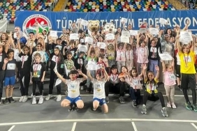 cocuklar-atakoyde-atletizmle-bulustu-sporla-dolu-bir-gun-ysEdcfYH.jpg