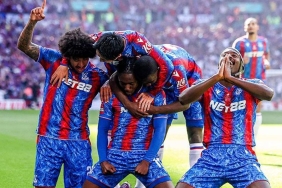 fa-cupta-tarihi-zafer-crystal-palace-tarihe-gecti-crystal-palace-manchester-city-Vk8IF1qK.jpg