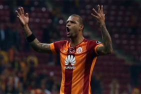 felipe-melo-yine-fenerbahcelileri-kizdirdi-besiktas-macinin-ardindan-olay-paylasim-6QGUeLhZ.jpg