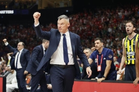 fenerbahce-beko-basantrenoru-sarunas-jasikevicius-umarim-finalde-daha-iyi-oynariz-qGB3Y7E3.jpg