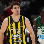fenerbahce-bekonun-yildizi-tarik-biberovic-gercek-kutlama-pazar-gunu-vQsZc89J.jpg