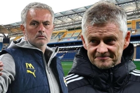fenerbahce-besiktas-derbisinde-soz-hocalarin-mourinho-icin-final-solskjaer-zafer-pesinde-aql7G5AP.jpg