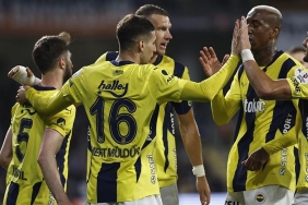fenerbahce-deplasmanda-ust-uste-4-macini-kazandi-lMtiy1Kr.jpg