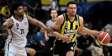 fenerbahce-evinde-kazandi-sezonu-birinci-tamamladi-IzcuOCsw.jpg
