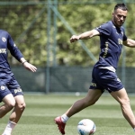 fenerbahce-hazirliklara-devam-etti-34LSwOKs.jpg