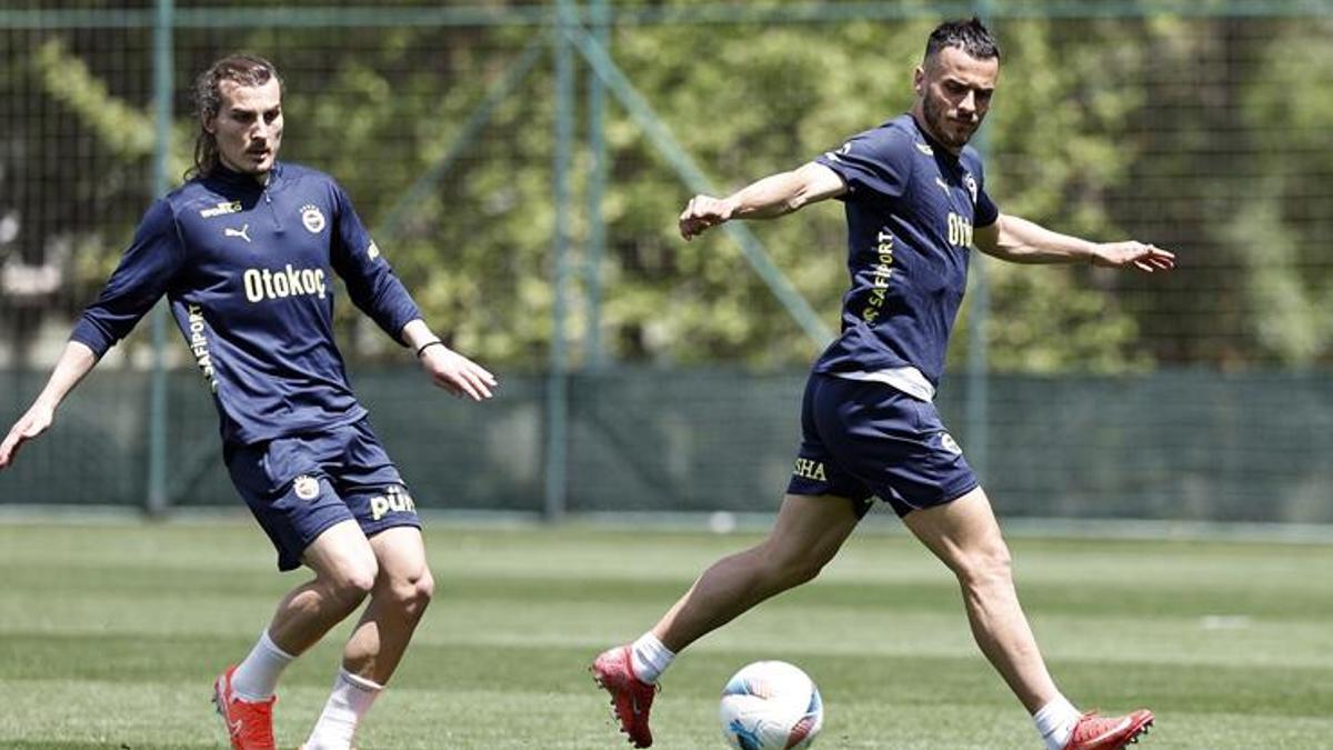 fenerbahce-hazirliklara-devam-etti-34LSwOKs.jpg
