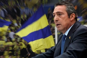 fenerbahce-taraftarindan-galatasaray-derbisinde-ali-koc-istifa-sesleri-anons-da-vazgecirmedi-66tAW5RV.jpg