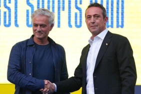 fenerbahcede-cok-beklenen-an-geldi-ali-koc-ile-mourinho-gorusmesi-isleri-cikmaza-suren-madde-riYJTdzQ.jpg