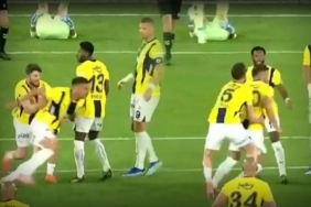 fenerbahcede-dusan-tadic-taliscanin-uzerine-yurudu-ortam-gerildi-E4eXqXSb.jpg