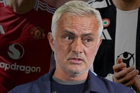 fenerbahcede-forvete-2-ruya-gibi-aday-mourinhonun-yeni-ogrencisi-transferde-dev-operasyon-FbAYxX8f.jpg