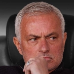 fenerbahcede-jose-mourinho-ucak-bileti-bakiyor-on-anlasma-sagladi-bomba-iddia-EuHHHYX8.jpg