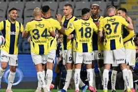 fenerbahcede-surpriz-ayrilik-yeni-transferin-bileti-kesildi-cFf9S9AL.jpg