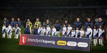 fenerbahcede-yeni-transfer-geldigi-gibi-gidiyor-buyuk-zarar-kabul-edildi-bY8sWhry.jpg