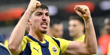fenerbahcede-yusuf-akcicekin-talipleri-bitmiyor-transfer-icin-yemek-yediler-bonservisi-belli-oldu-rlJJ4TRC.jpg