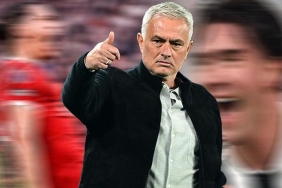 fenerbahceden-osimheni-golgede-birakacak-2-yildiz-transferi-mourinhodan-onay-cikti-gorusmeler-basliyor-eQX1K8D2.jpg