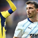 fenerbahceden-sakatlik-icin-aciklama-taburcu-olacak-ST5tP5t6.jpg