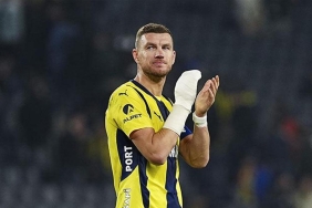 fenerbahcenin-yildizi-edin-dzekoya-milli-davet-wLjd4zxP.jpg