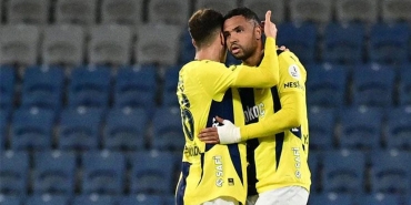 fenerbahcenin-yildizi-youssef-en-nesyri-suskunlugunu-bozdu-9-mac-sonra-aglari-sarsti-Q6GJ2zaS.jpg