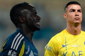 futbol-dunyasini-soke-eden-mac-cristiano-ronaldo-olmadan-tarihe-gectiler-tribunler-golleri-sayamadi-D4cUx841.jpg