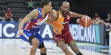 galatasaray-evinde-kazandi-adini-play-offa-yazdirdi-CCeuMNGd.jpg