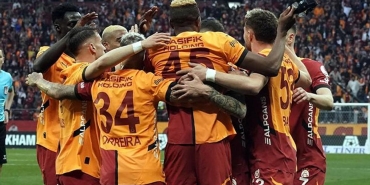 galatasaray-sampiyonluk-icin-sahada-lpZzChep.jpg