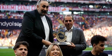 galatasarayda-bir-devir-sona-erdi-ayrilik-resmen-aciklandi-qtQhO3LN.jpg