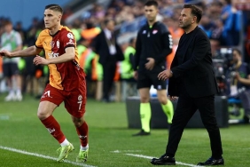 galatasarayda-okan-buruktan-oyuncularina-uyari-kutlamalara-kupa-molasi-tRzy5O4y.jpg