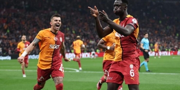 galatasarayda-savunma-kendine-geldi-iHiiEW6t.jpg