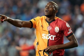 galatasarayda-victor-osimhenden-sozlesme-cevabi-gercekten-dayanamiyorum-WnMJ7kq2.jpg