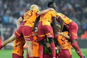 galatasarayda-yonetim-kesenin-agzini-sonuna-kadar-acti-cifte-kupaya-dev-prim-zxe8tMdL.jpg