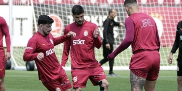 galatasarayin-kamp-kadrosu-aciklandi-rAFWgHWh.jpg