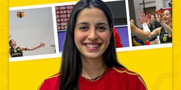 goztepe-voleybolda-sude-hacimustafaoglu-imzayi-atti-K2R7gkAr.jpg