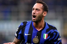 hakan-calhanoglu-devler-liginde-tarihe-gecti-arda-turandan-sonra-ymlSqXTc.jpg