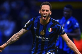 hakan-calhanoglu-devler-liginde-tarihe-gecti-yillar-sonra-bir-ilk-Kx8biYC2.jpg